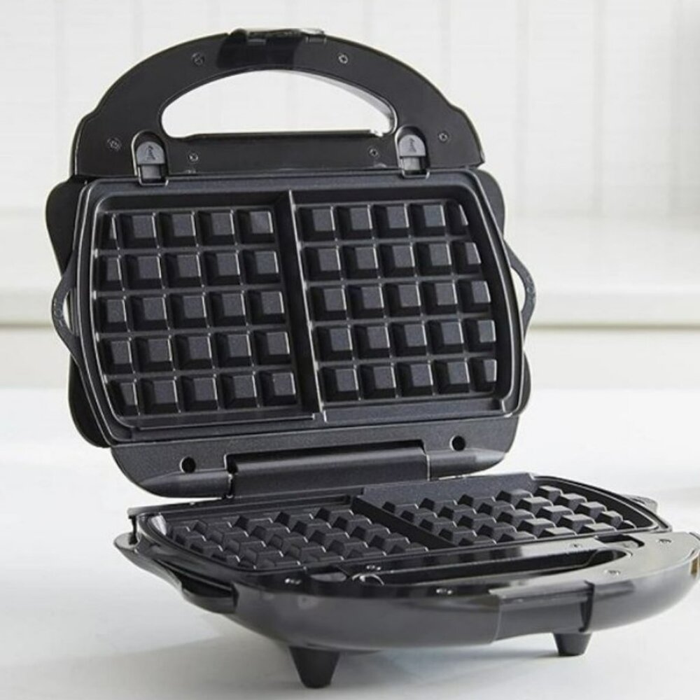 Electric Multifunction Waffle Maker with removable grill plates